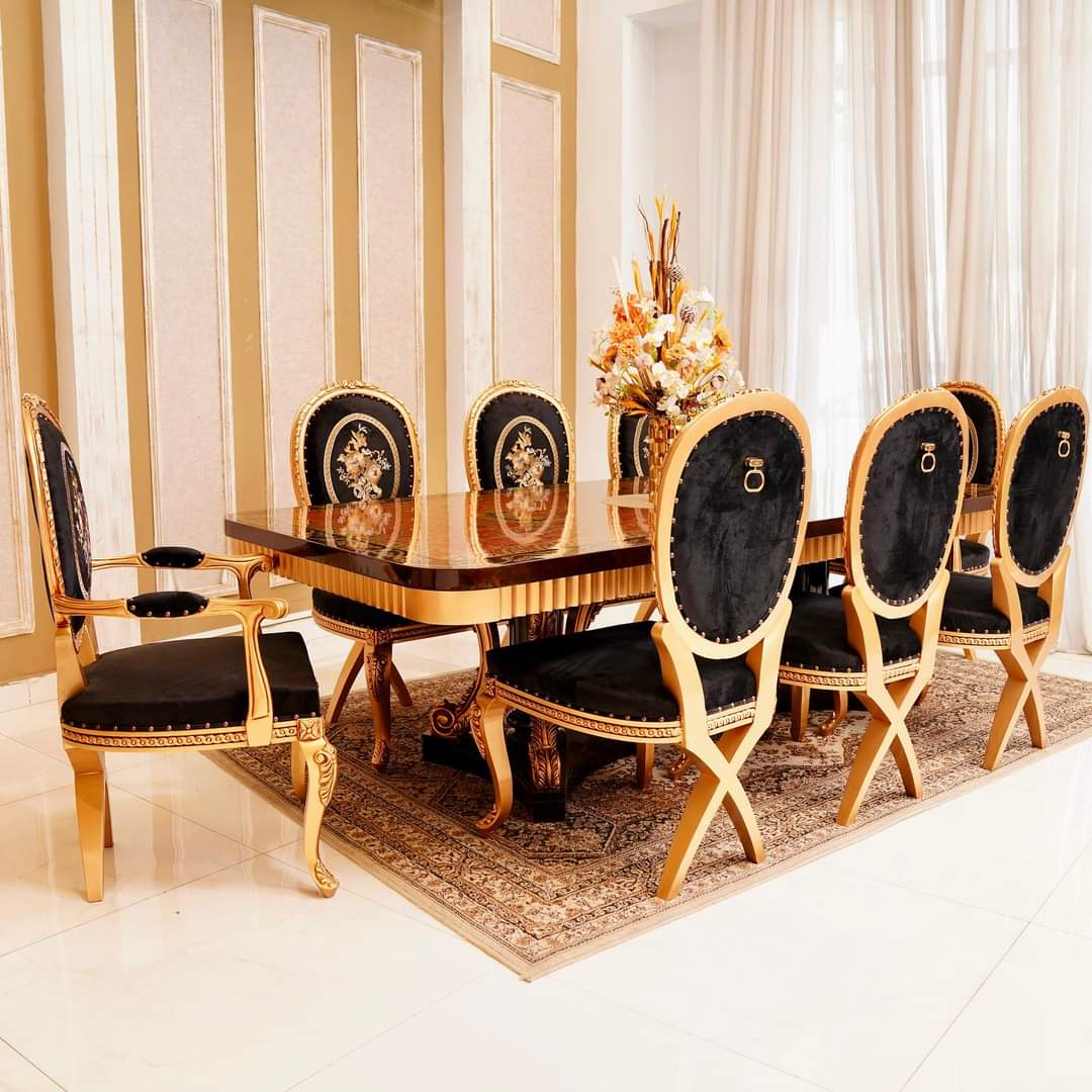 Gold Leaf Dining Table(Black)