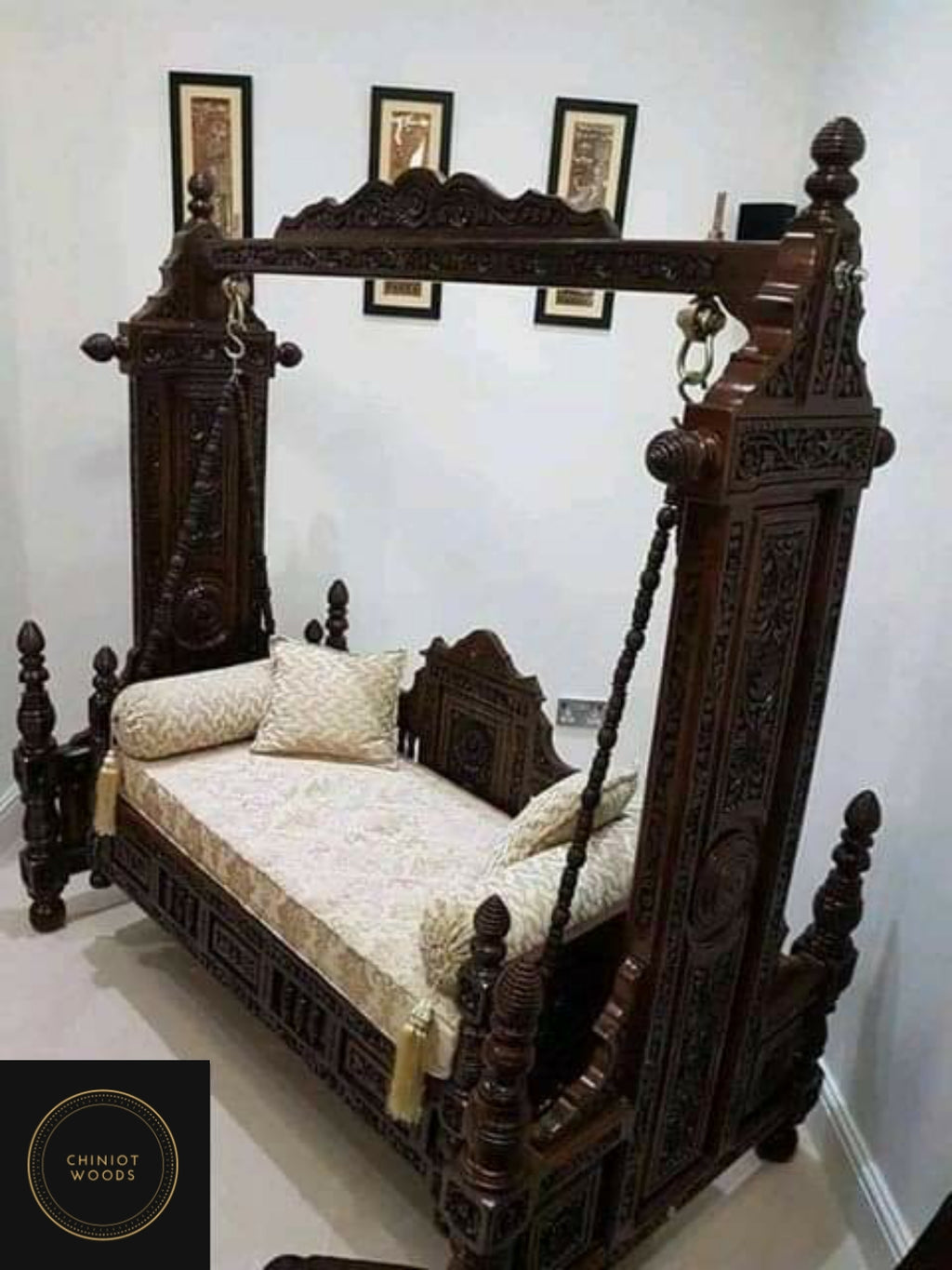 Hand Carved Merit Jhoola