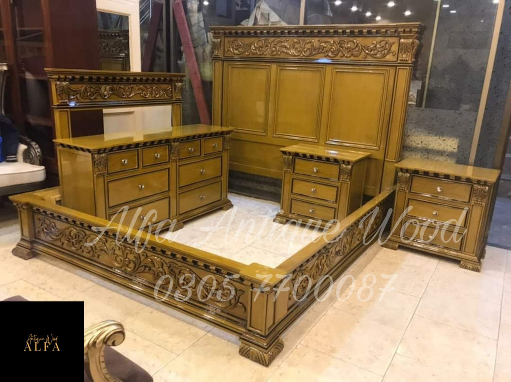 Triple Panel Solid Bedset