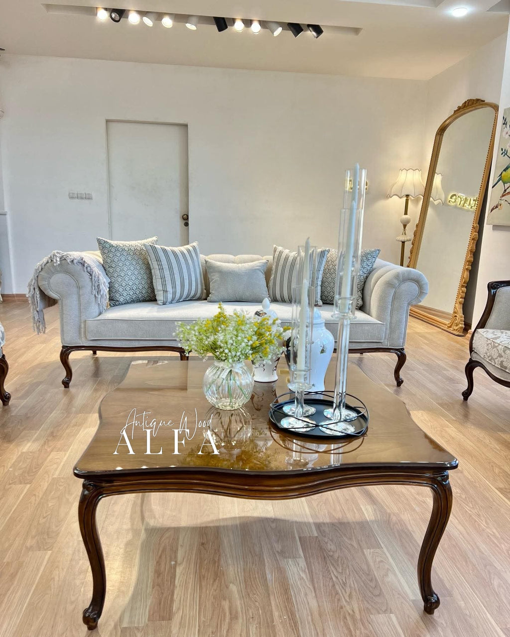 The Alfa Emperor Sofa Set